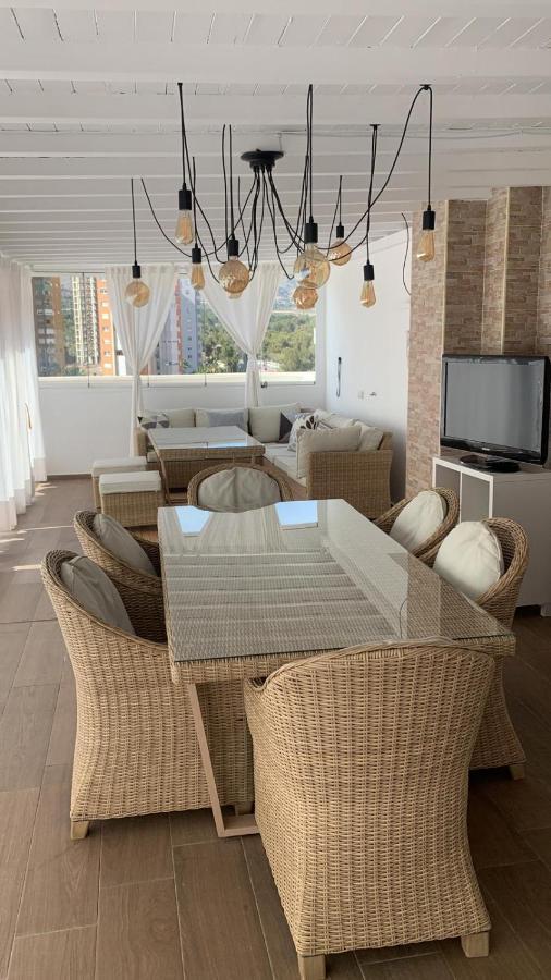 Atico Con Enorme Terraza Y Chill Out Particular Leilighet Benidorm Eksteriør bilde