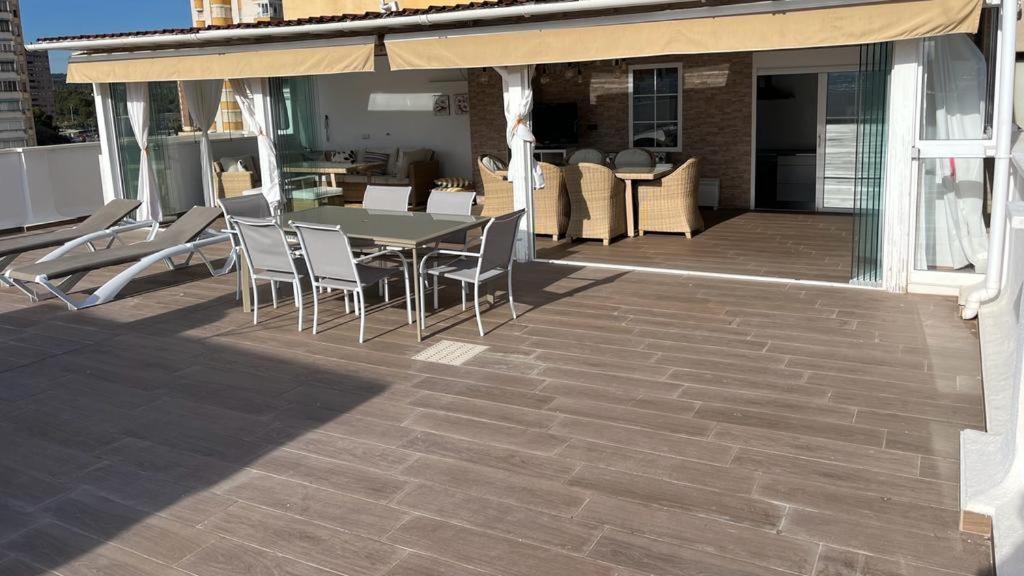 Atico Con Enorme Terraza Y Chill Out Particular Leilighet Benidorm Eksteriør bilde