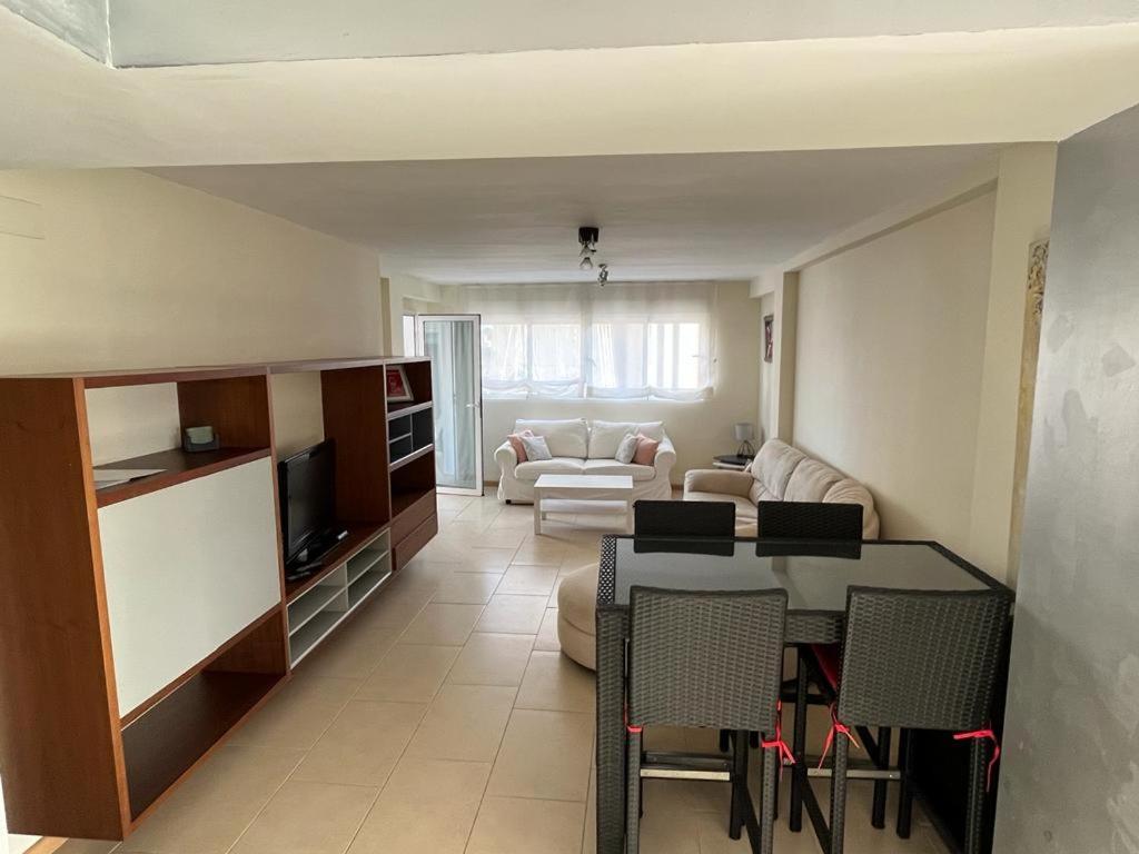 Atico Con Enorme Terraza Y Chill Out Particular Leilighet Benidorm Eksteriør bilde