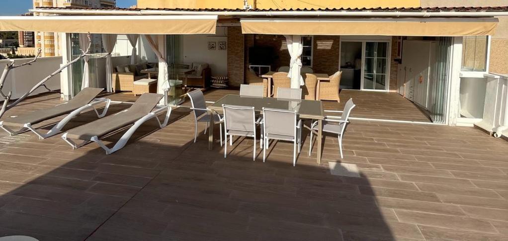 Atico Con Enorme Terraza Y Chill Out Particular Leilighet Benidorm Eksteriør bilde